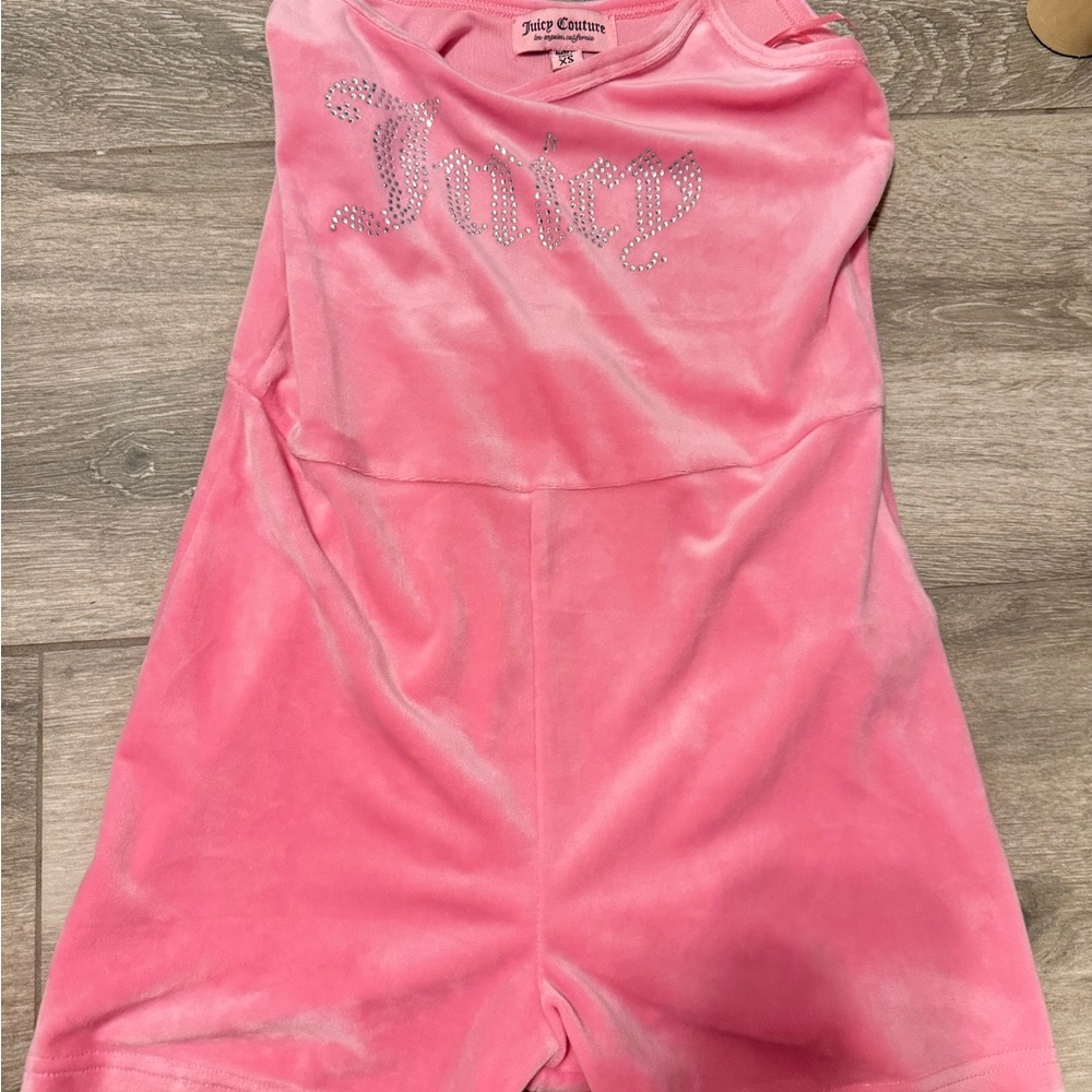 nwt Juicy Couture Pink Velour Romper